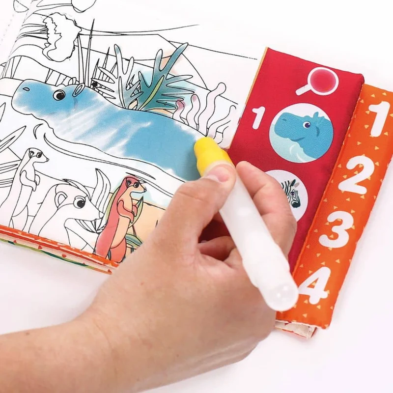 Magisches Lernbuch mit Wasserstift