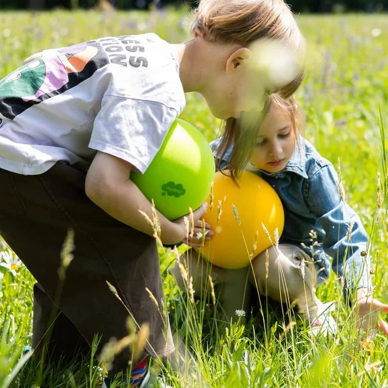 Leiser flauschiger Ball – Türkis