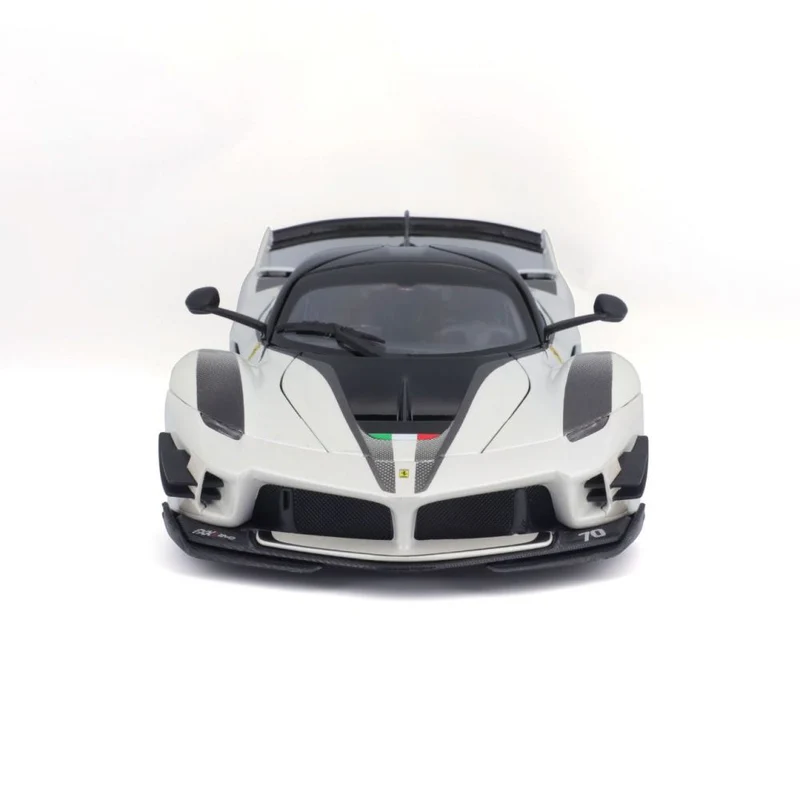 Ferrari R&P FXX-K EVO, 1:18, weiss