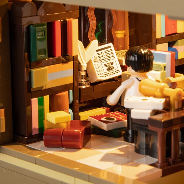 Lumibricks - Book Cafe