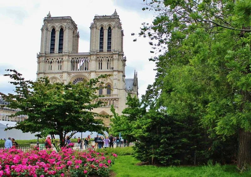 56909 Religion - Kathedrale von Notre Dame Puzzle