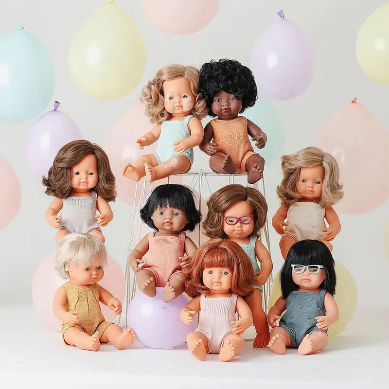 Puppe Mädchen Colourful Edition Doll – Europäerin dunkelblond mit Albinismus 38 cm