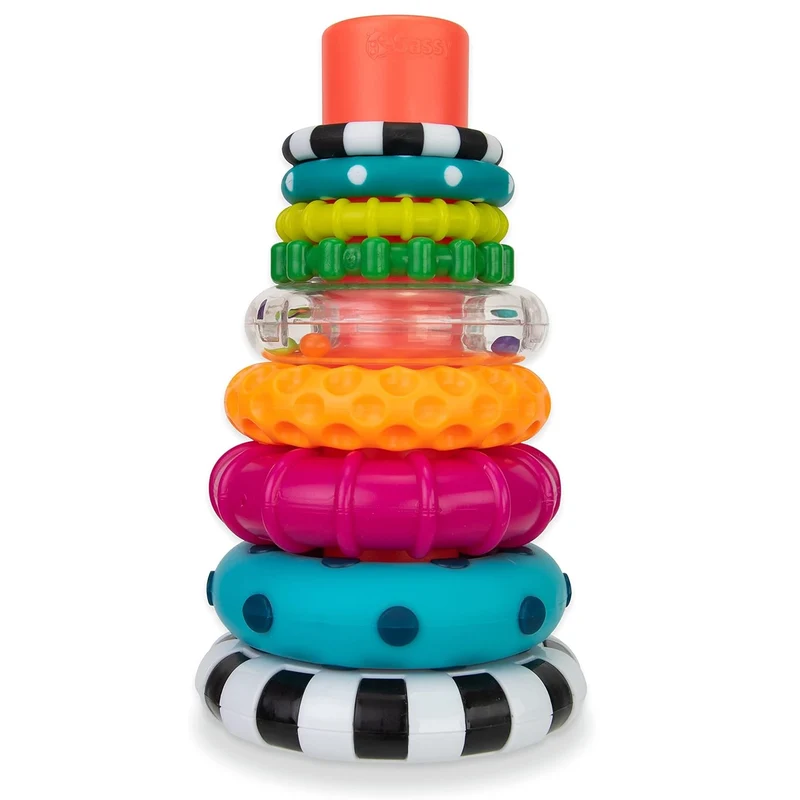 Turm aus STEM-Ringen