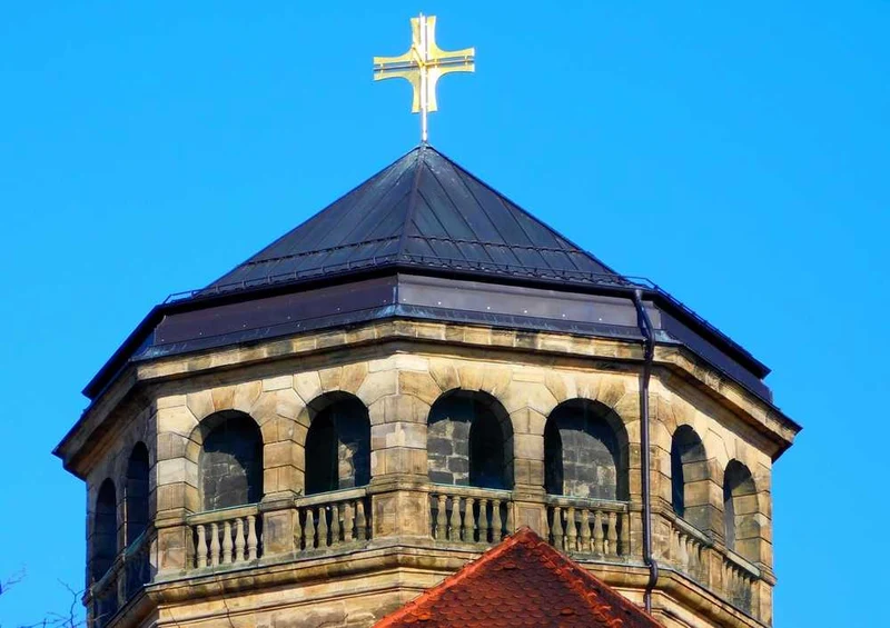 53511 Religion - Alte Kirche Puzzle