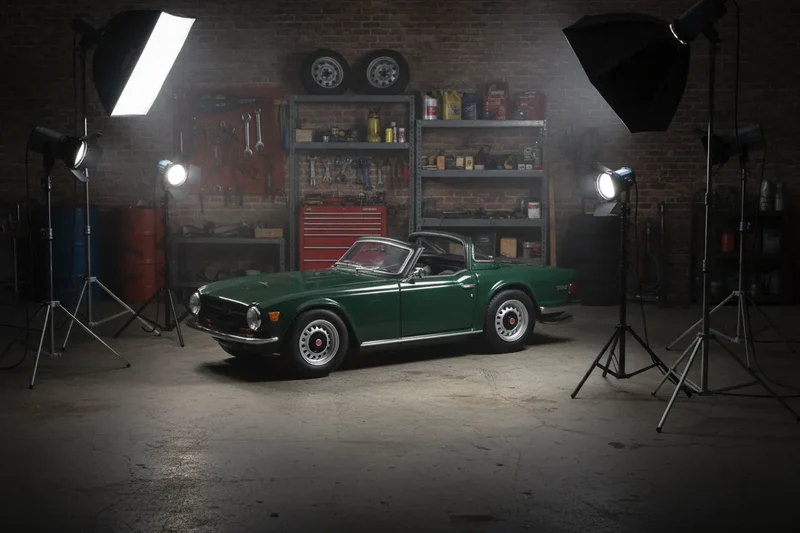 Schuco - Triumph TR6 grün - 1:43 - PRO. R43