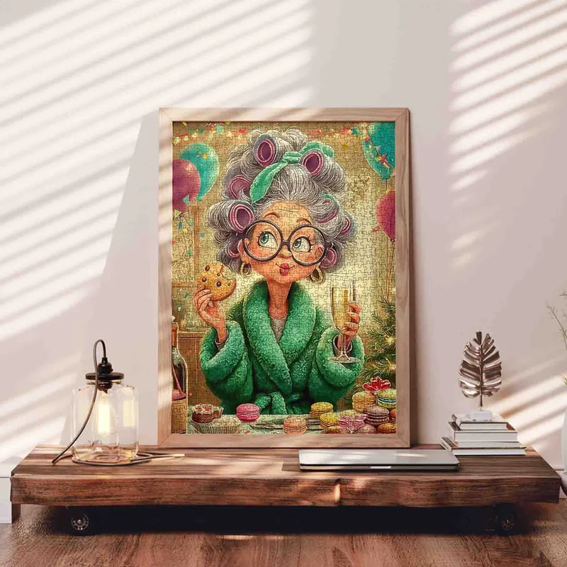 Playful Seniors - Happy Grandma Drinking Champagne (1000pcs)