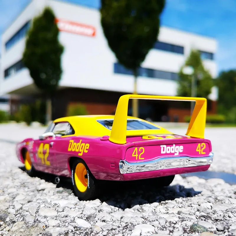 Carrera - Dodge Charger Daytona - No.42 - - 20030941