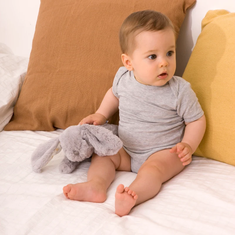 Dream Buddies™ Plüsch-Baby-Projektor - Benny Kaninchen
