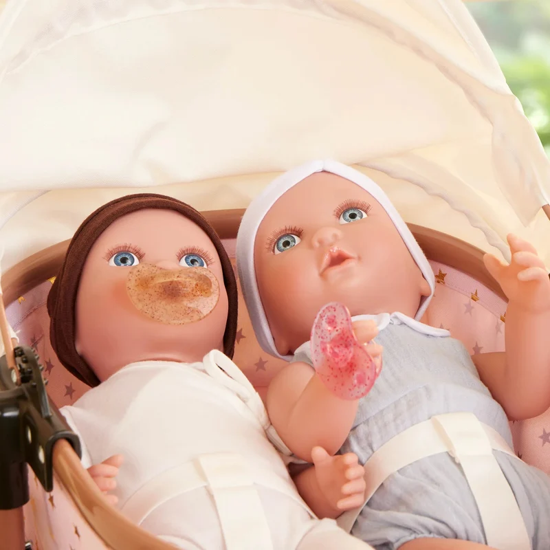 Doppelter Puppenwagen mit Babywanne
