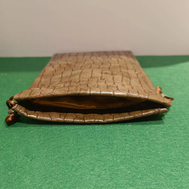 Dragon Keepers: Hunter's Dice Bag