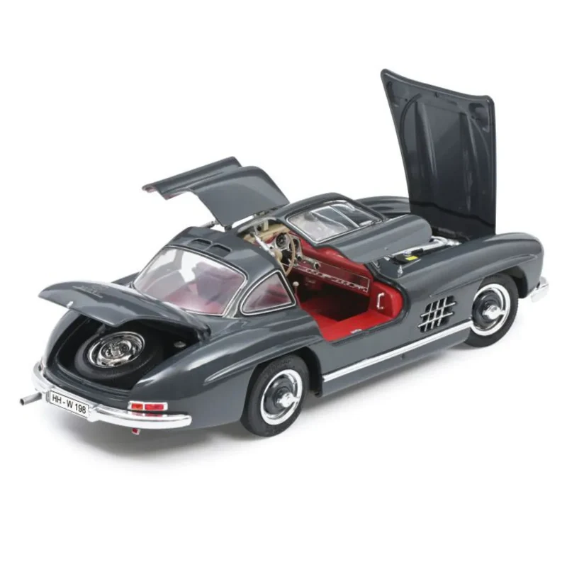 Schuco - Mercedes - Benz 300 SL Coupe Flügeltürer grau 1:18