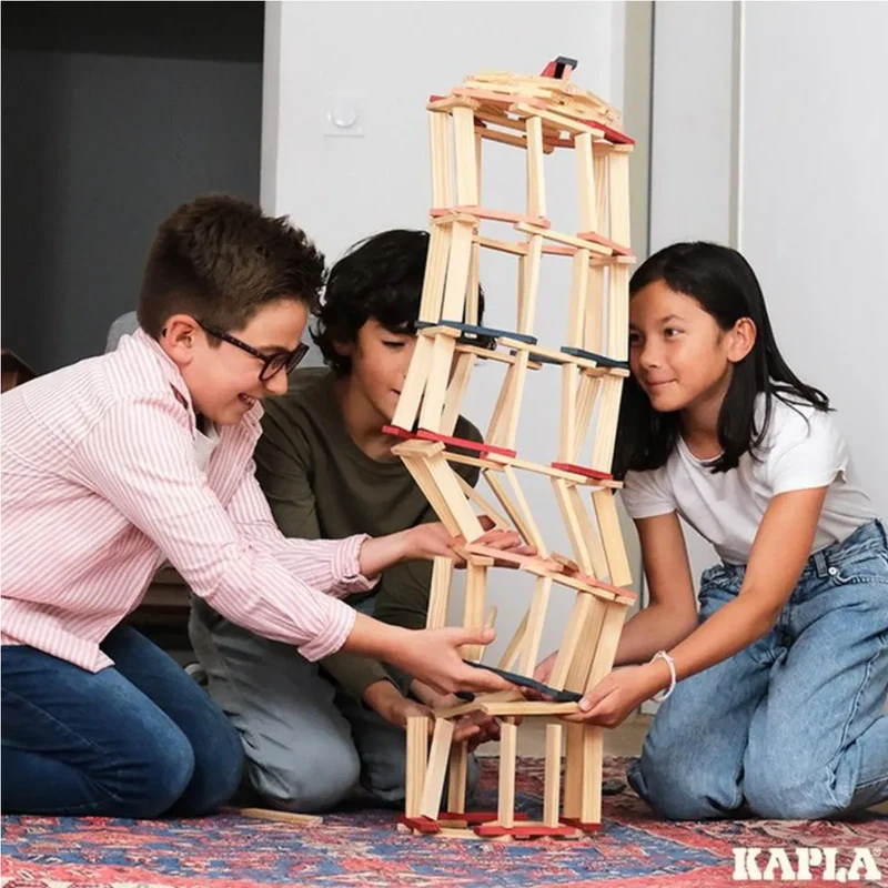 KAPLA - Baukasten mit Holzbrettchen 120 Stück - rot, rosa, dunkelblau