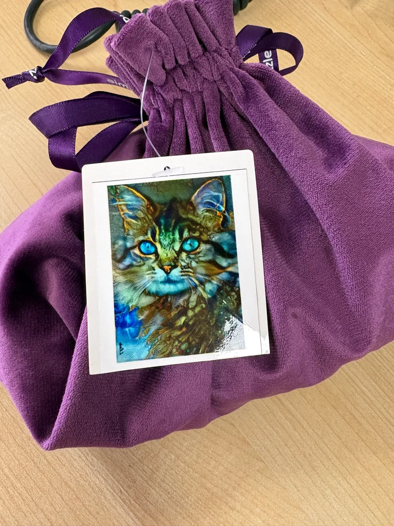 PFG Purple Bag - Psychedelic Cat (Usage/Used - PUZZLES FOR GOOD)