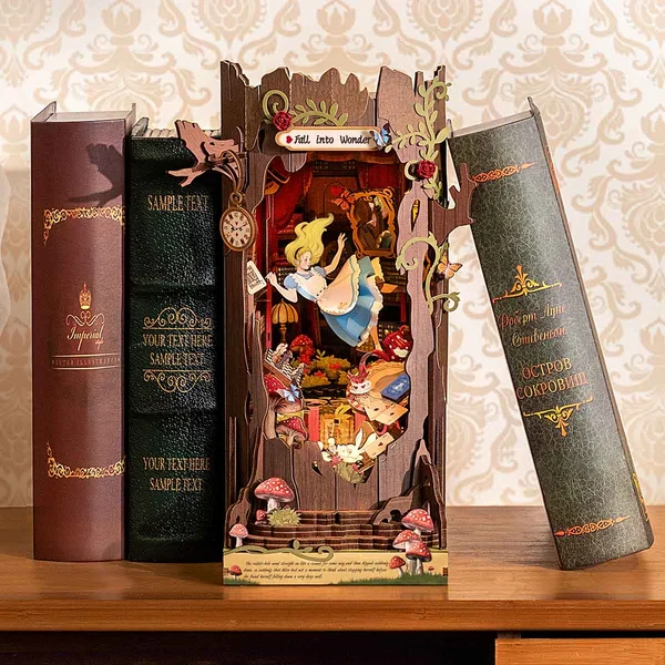 Book Nook - Alice Adventure - Fall Into Wonder (Wood)