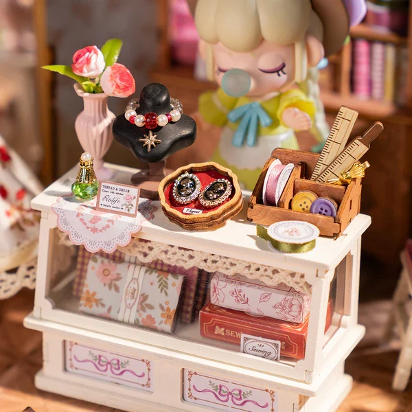 DIY Miniature House - Elsa's Tailoring (Wood)