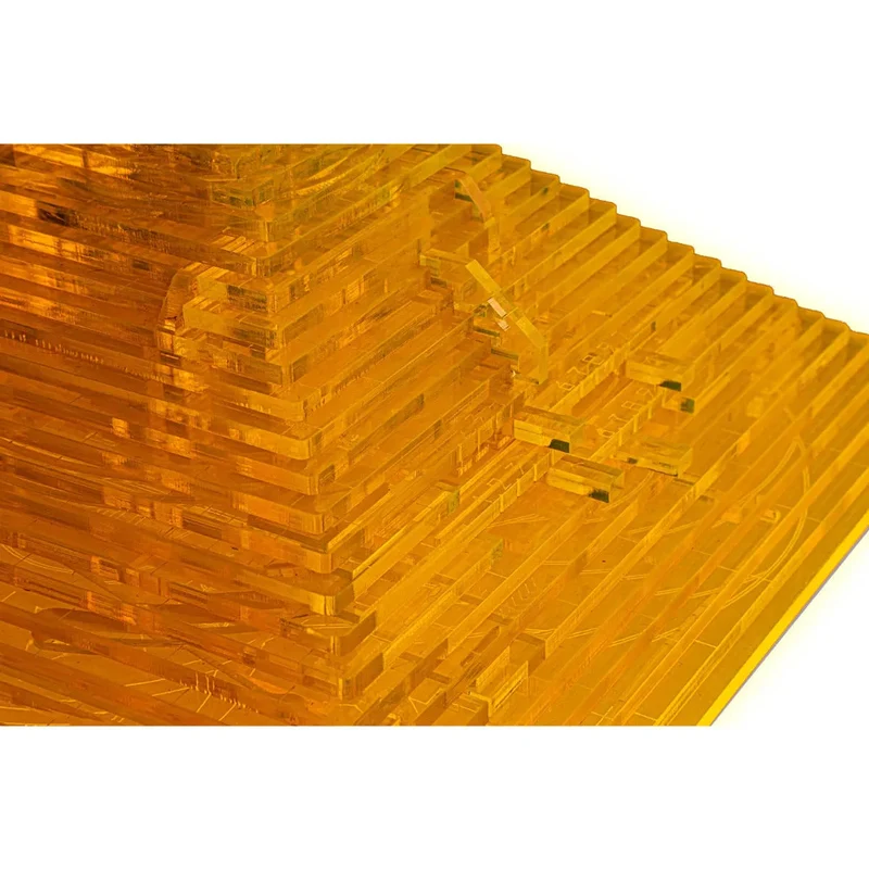 ESC - Quest Pyramide aus Plexiglas