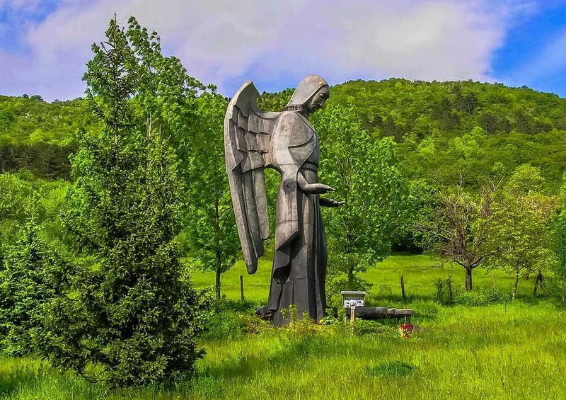 60592 Hintergründe - Statue Puzzle