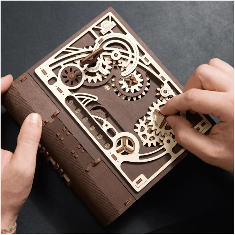 UGEARS 70265 - Buch der Geheimnisse