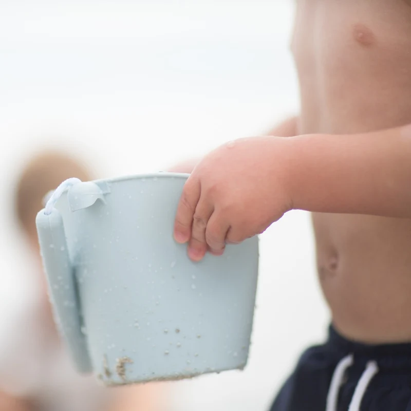 Sandspielzeugset mit Gießkanne – Puderrosa