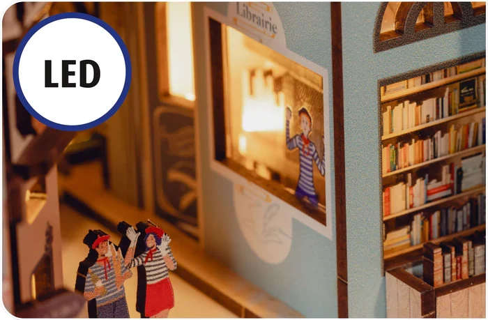 Book Nook - Paris - Tiny Adventures (Wood)