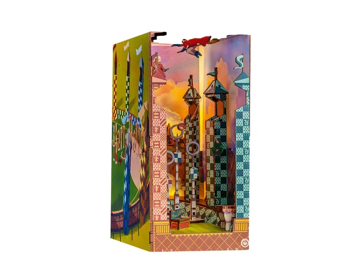 Book Nook - Harry Potter Quidditch Field - Tiny Adventures (Wood)