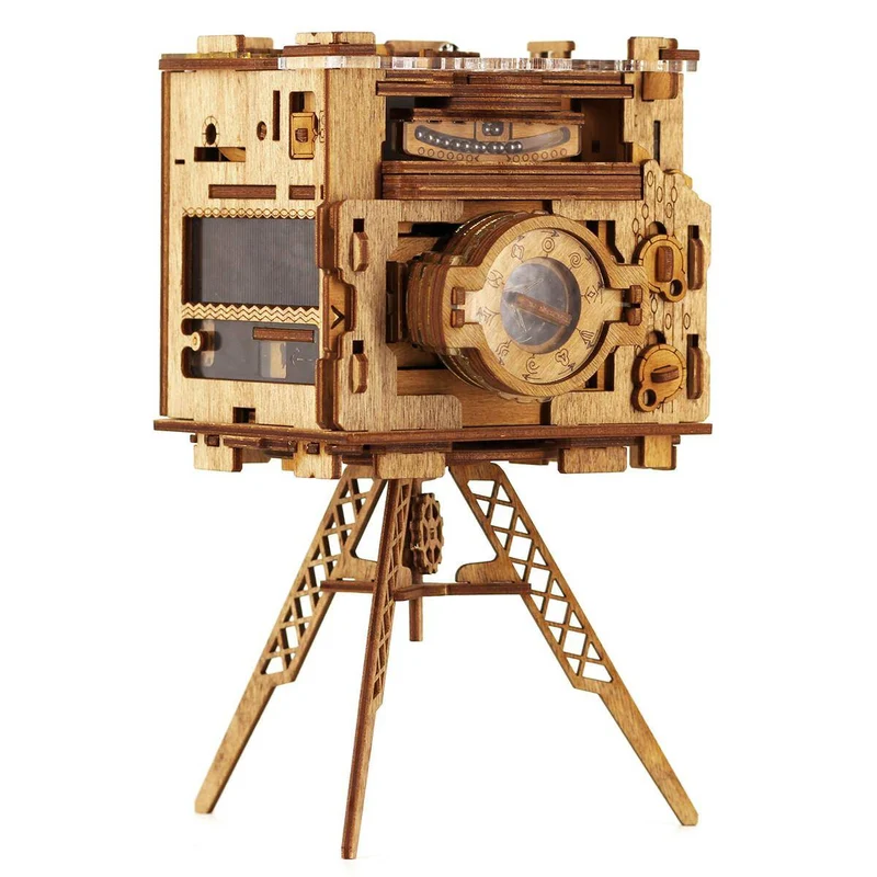 Cluebox - Sherlock's Camera