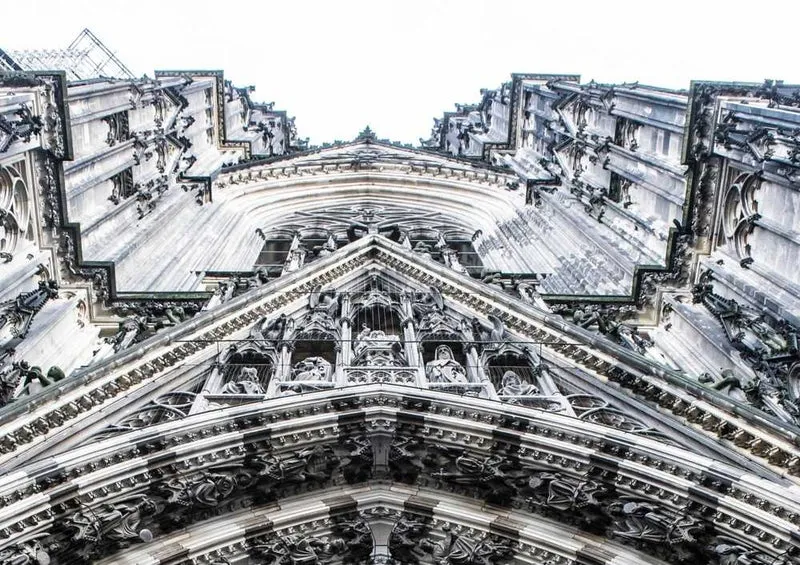 65810 Religion - dom Puzzle