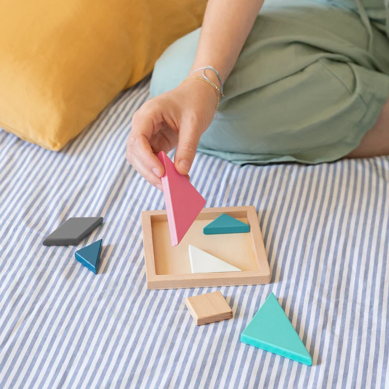 Logikspiel – Tangram
