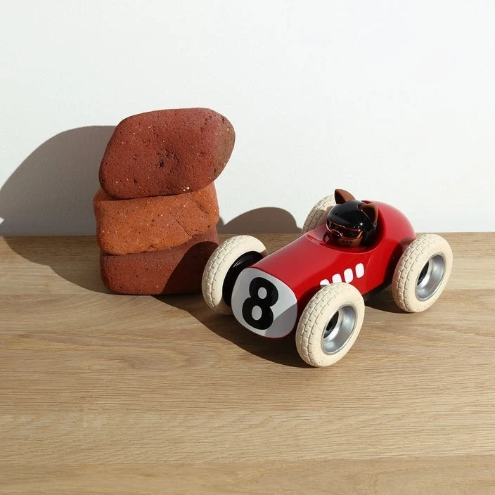 Egg Roadster – Hardy