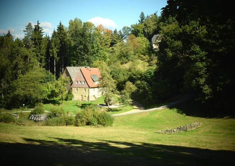 18323 Natur - Bauernhaus Puzzle
