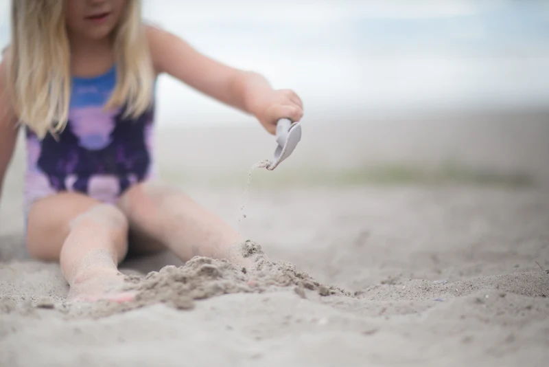 Sandspielzeug-Set – Kirschrot