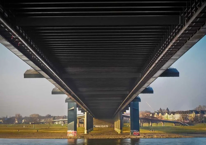 65094 Gebäude - Brücke Puzzle