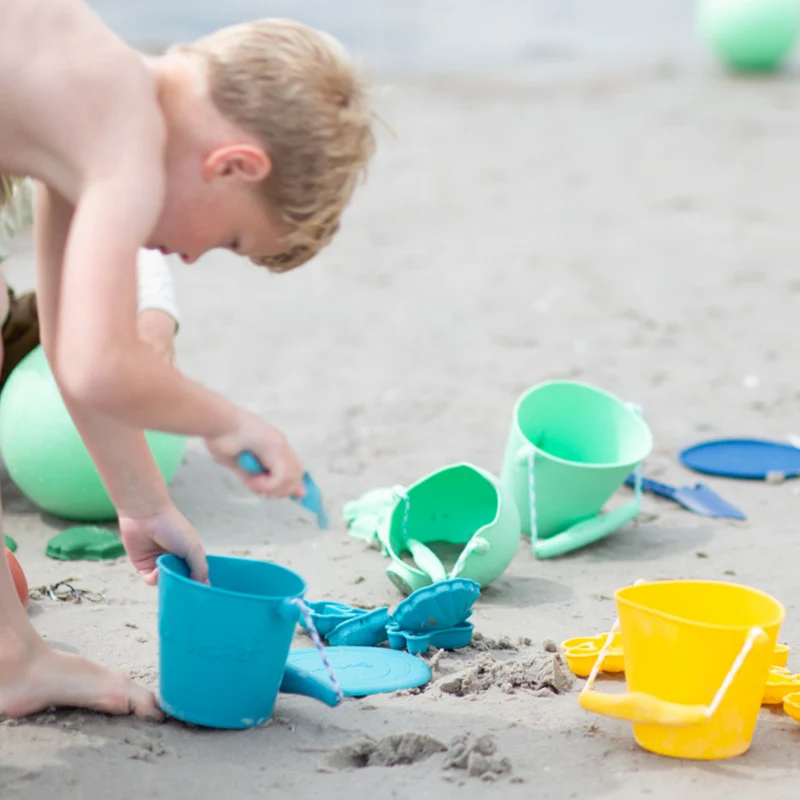 Zusammenklappbarer Eimer für Wasser und Sand – Mint