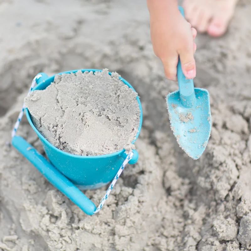Zusammenklappbarer Eimer für Wasser und Sand – Petrol