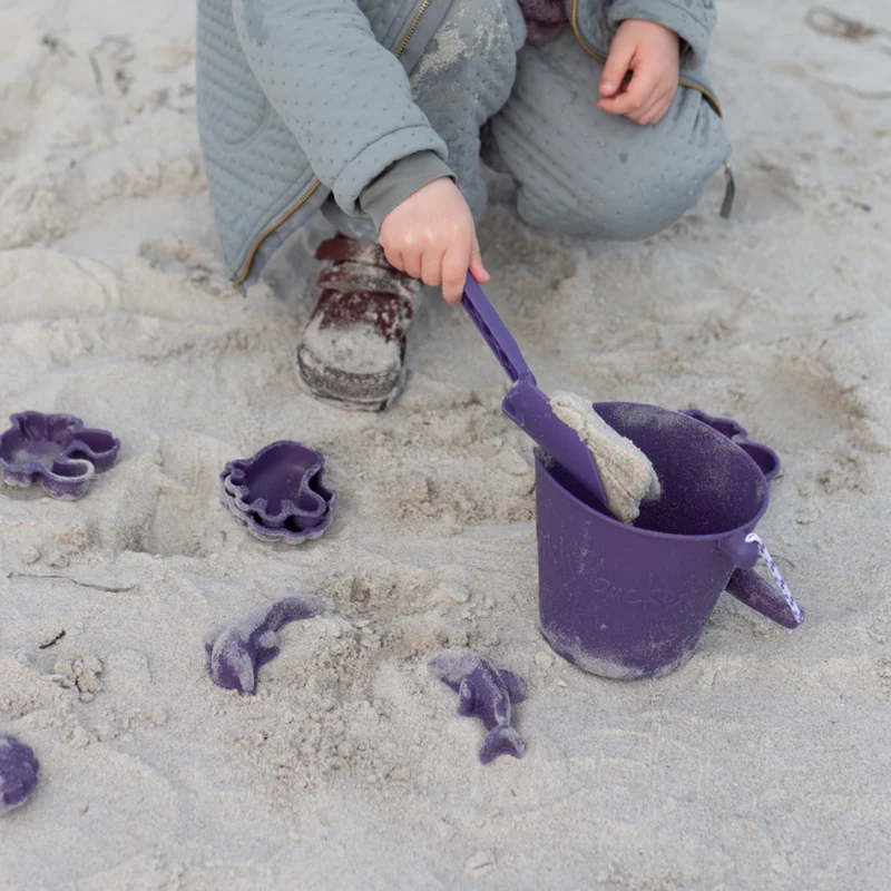 Zusammenklappbarer Eimer für Wasser und Sand – Violett