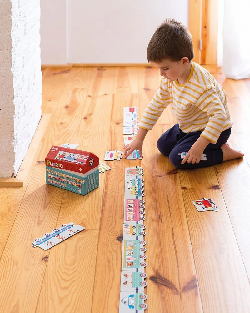 Puzzle im Kartonhaus – Zug 3+