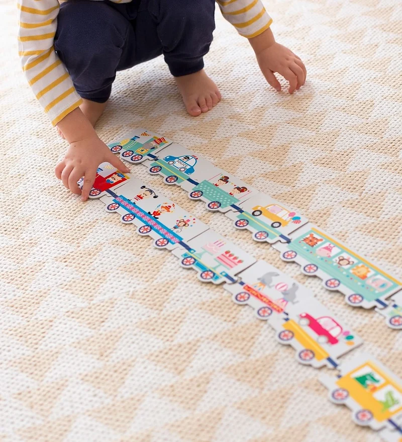 Puzzle im Kartonhaus – Zug 3+