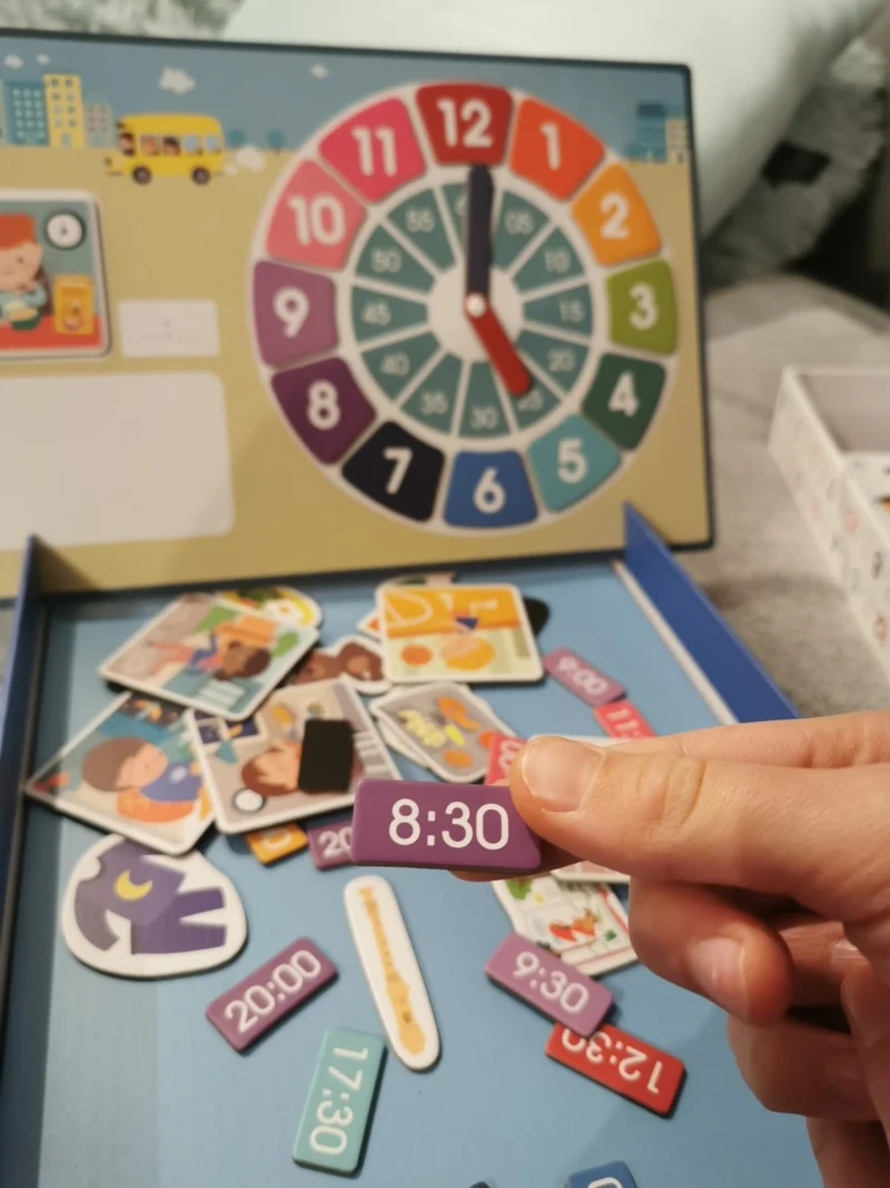 Magnetisches Puzzle – Uhren