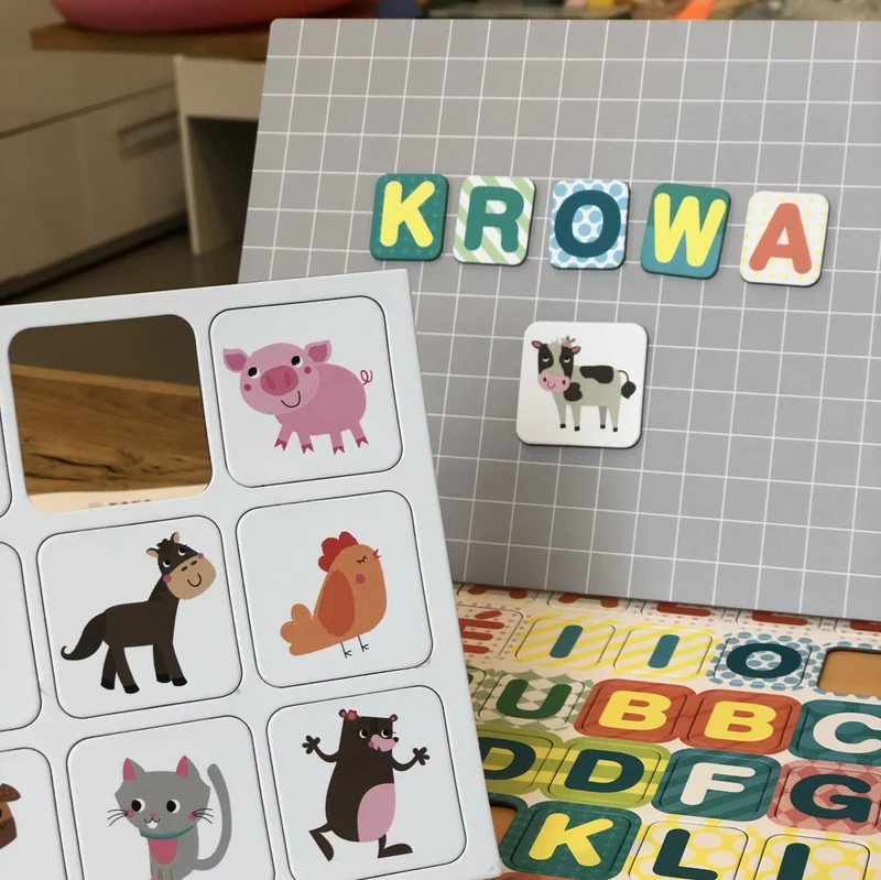 Magnetisches Puzzle – Buchstaben
