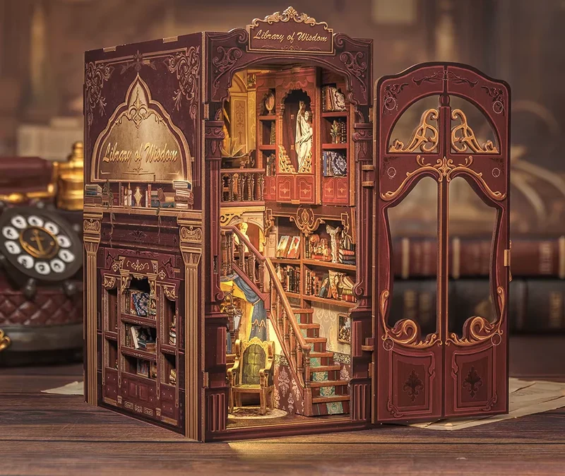 Book Nook - Library of Wisdom (Wood)