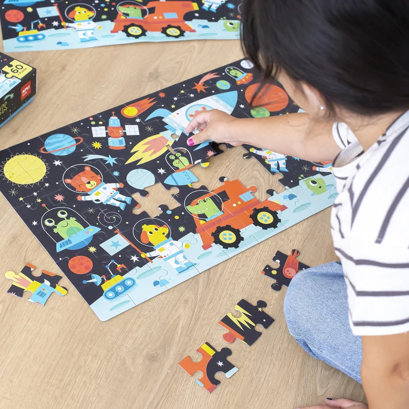 Im Dunkeln leuchtendes Puzzle – Weltraum 4+