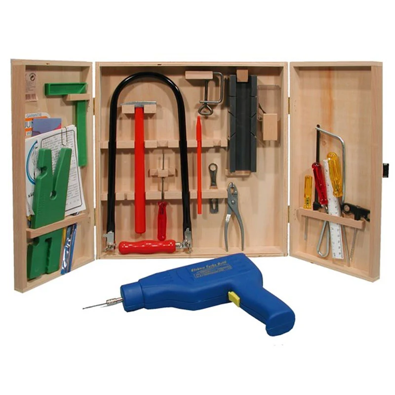 Laubsägeschrank, 21 Teile