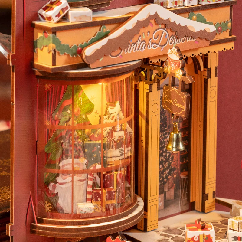 Book Nook - Christmas Street (Wood)