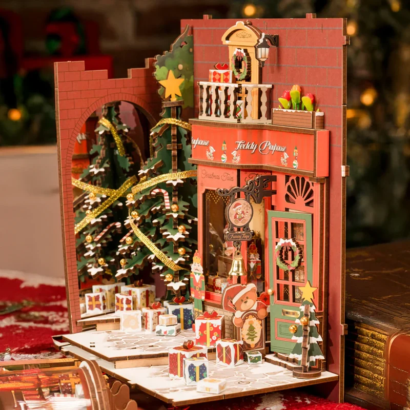 Book Nook - Christmas Indoor Scene (Wood)