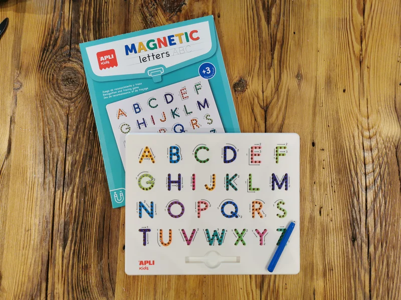 Magnetische Tafel – Buchstaben ABC