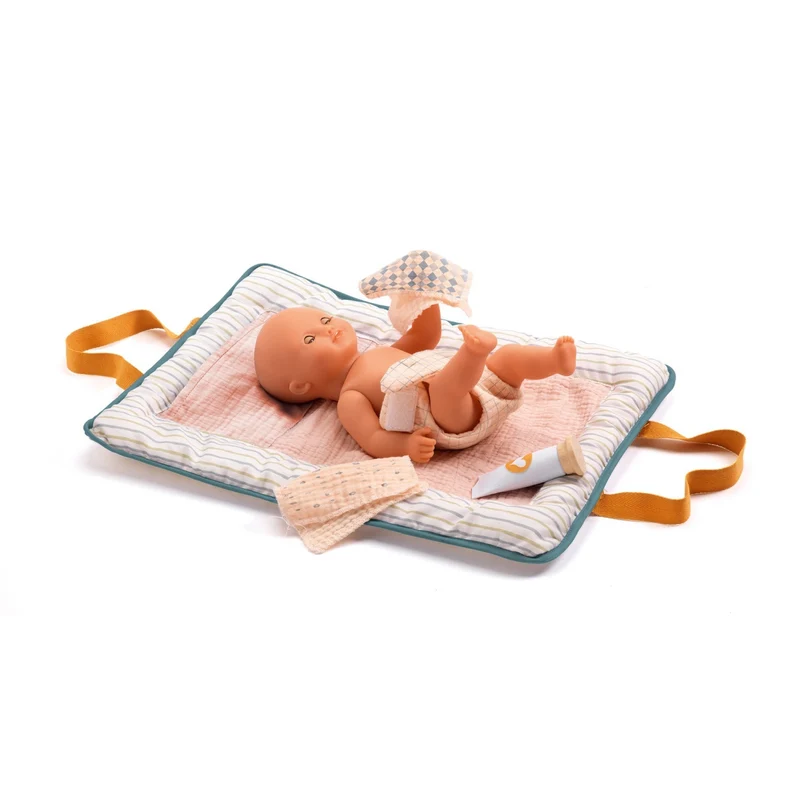 Tragbare Wickelunterlage für Puppen Pomea – Blauer Schmetterling