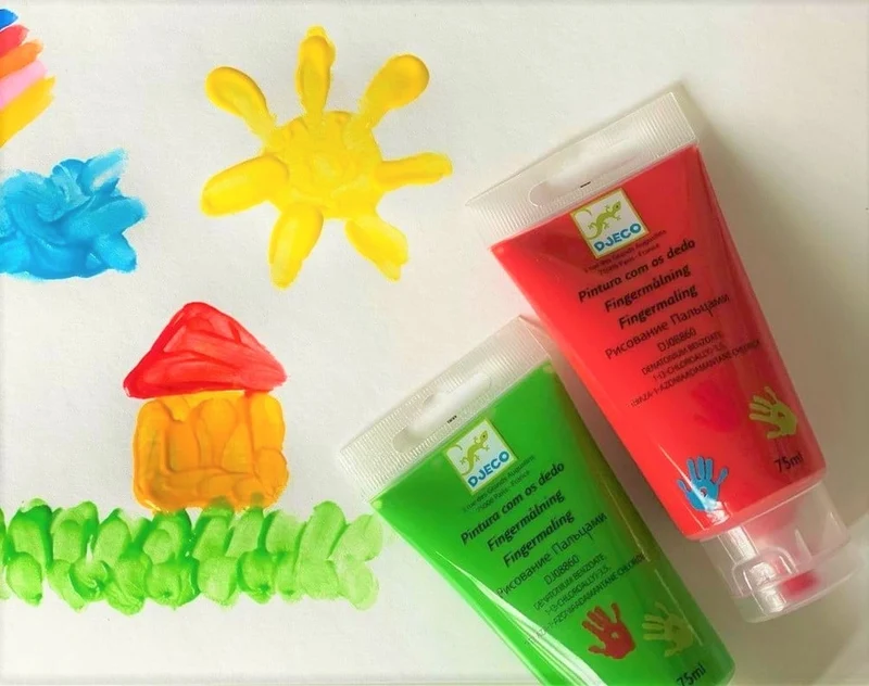 Fingerfarben in Tuben