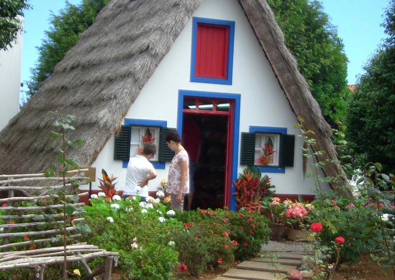 94461 Menschen - Haus Puzzle