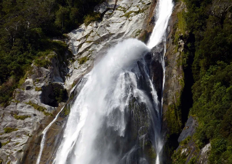 94487 Natur - Wasserfall Puzzle