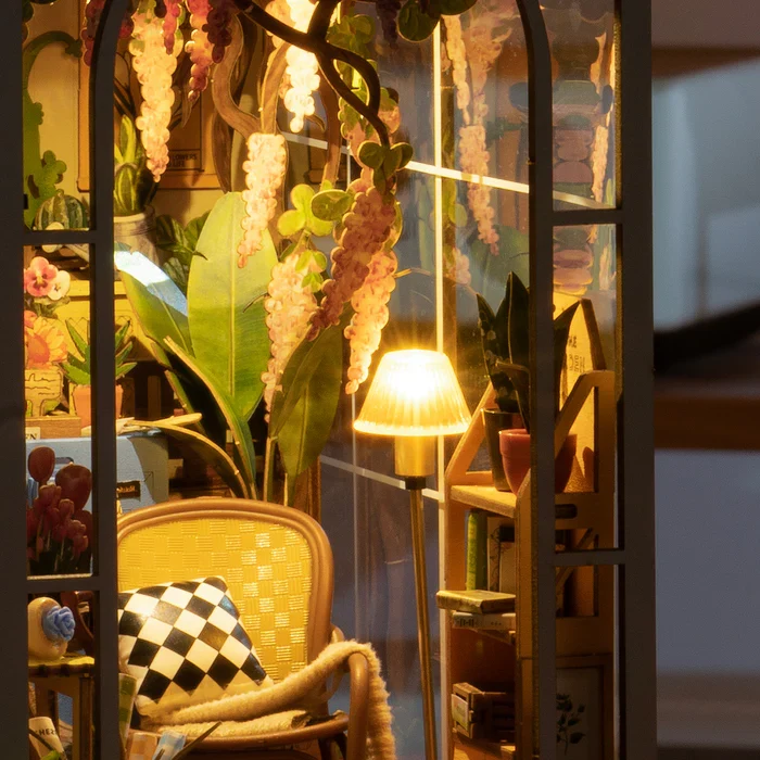 Book Nook - Garden House (Wood)